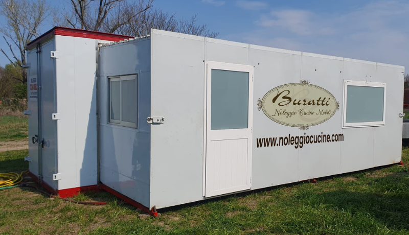 Box cucina estendibile N.5: forno 10 teglie, doppia friggitrice 25L, maxi-frigo — Buratti Catering